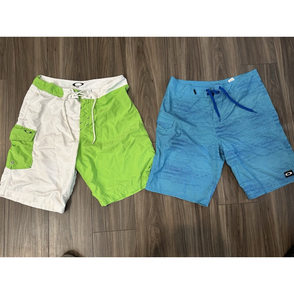 Lot 2Vtg Oakley Board Shorts Mens 34 White Green Blue  Y2K Surf Swim Skater Logo